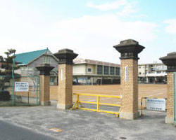 現在の七宝小学校